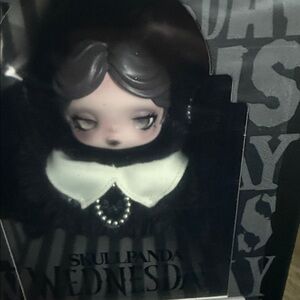 POP MART Skullpanda Wednesday Doll classic version NYC exclusive